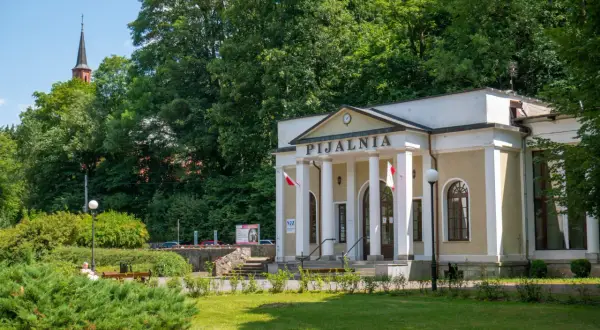 Duszniki-Zdrój: Atrakcje na każdą porę roku. Co robić?