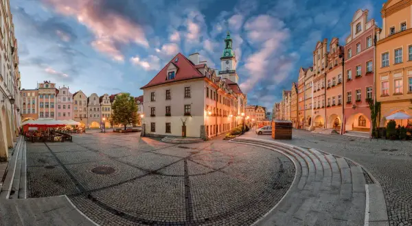 Jelenia Góra: Ile mieszkańców? Trendy, wyzwania i przyszłość miasta