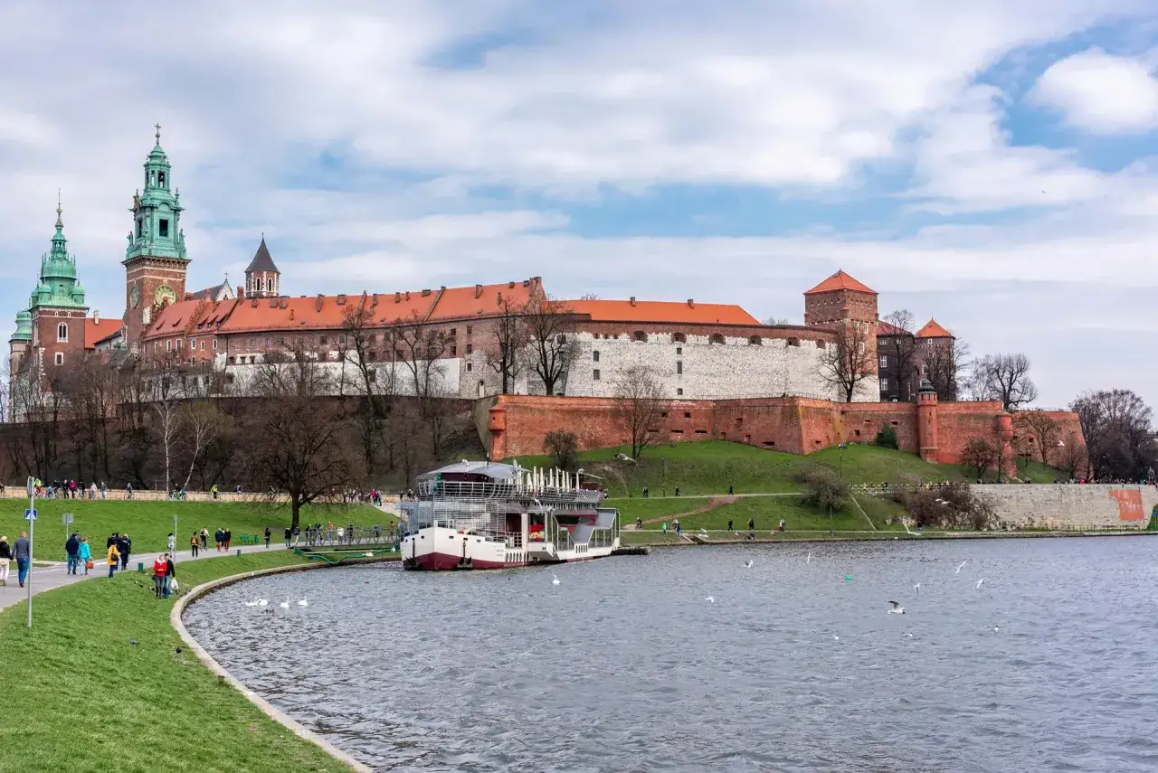 Czynniki wpływające na cenę noclegu Krak&oacute;w